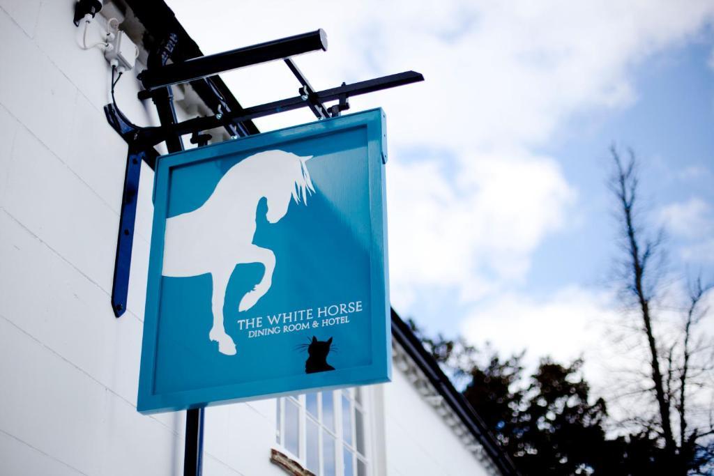 The White Horse Chilgrove Exterior foto